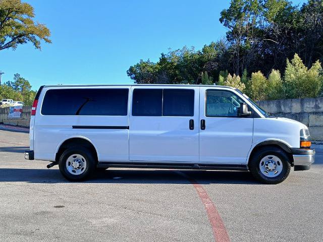 Used 2019 Chevrolet Express 3500 LT w/ LT Preferred Equipment Group RWD image 2