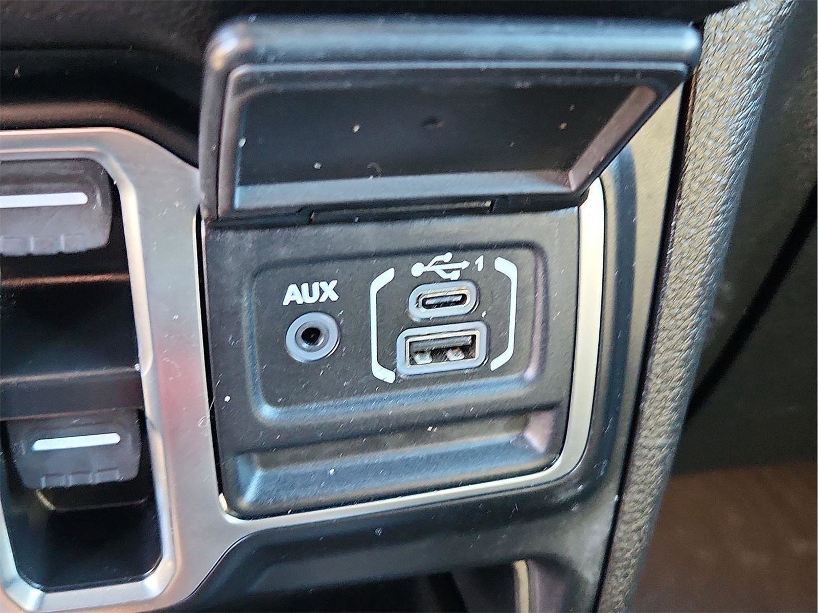 Used 2024 Jeep Wrangler Sport S image 24