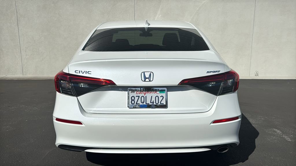 Used 2022 Honda Civic Sport image 2