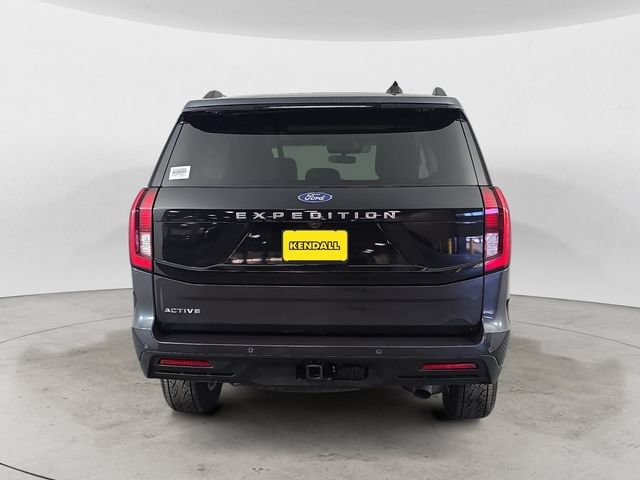 Certified 2025 Ford Expedition Active AWD/4WD image 6