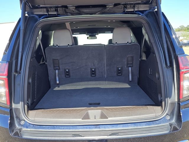 Used 2024 Chevrolet Suburban LT image 29