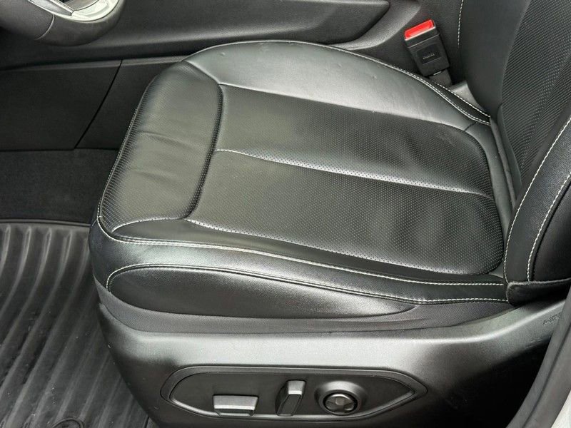 Used 2024 Jeep Grand Cherokee L Limited w/ Luxury Tech Group II image 23