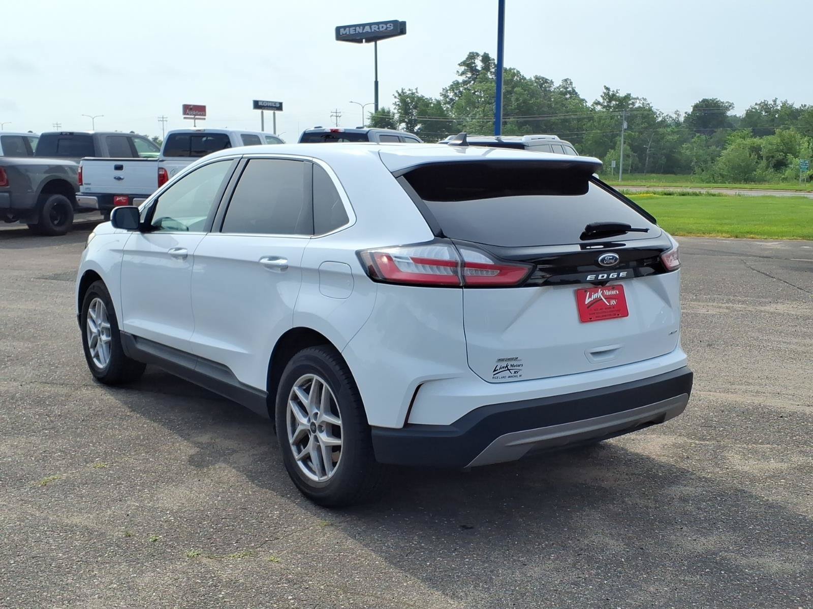 Certified 2024 Ford Edge SEL AWD/4WD image 3