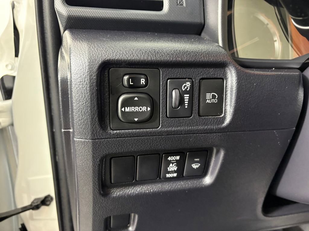 Used 2022 Toyota 4Runner TRD Off-Road AWD/4WD image 14