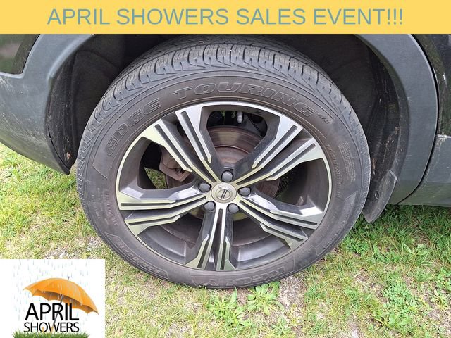 Used 2021 Volvo XC40 T5 Inscription w/ Climate Package AWD/4WD image 8