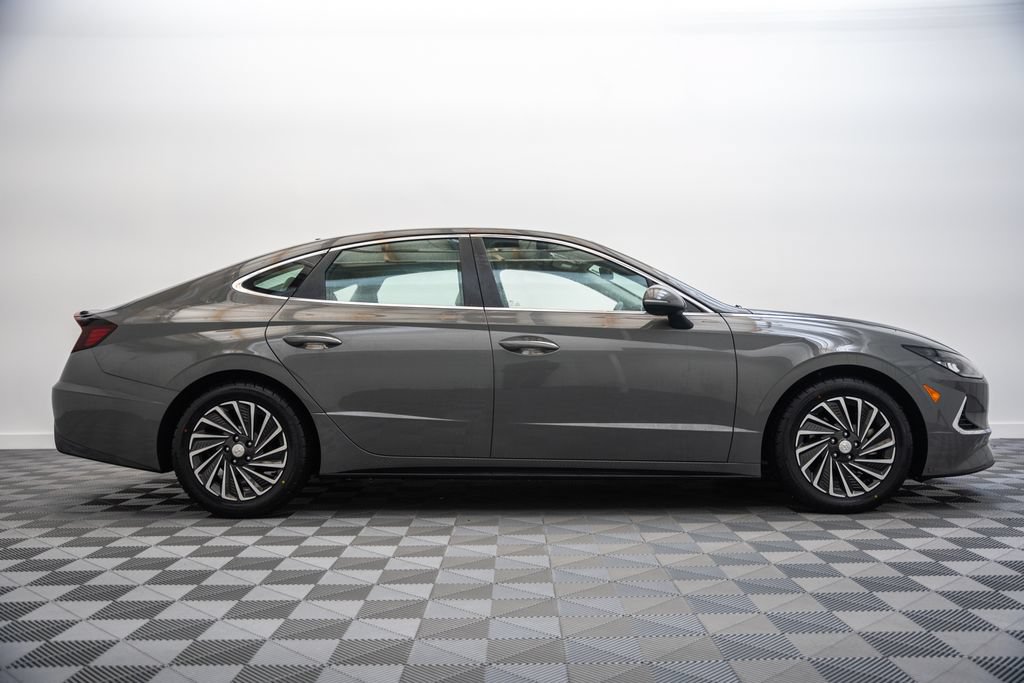 Used 2022 Hyundai Sonata SEL FWD image 3