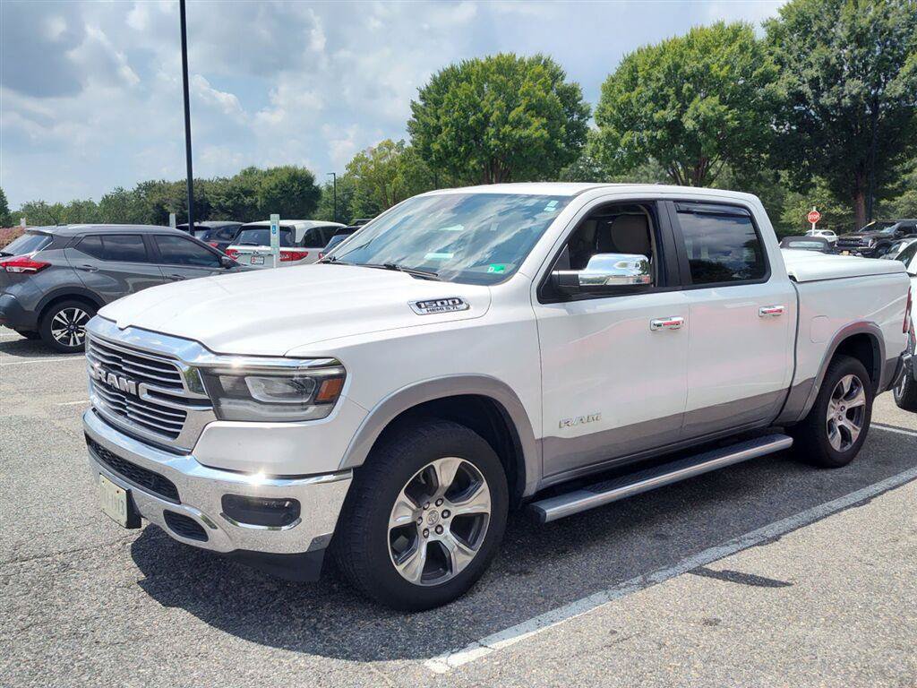 Used 2019 RAM 1500 Laramie AWD/4WD image 1