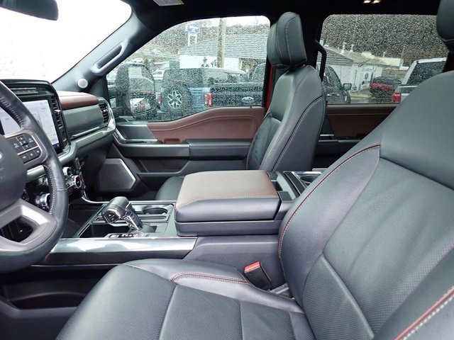 Certified 2022 Ford F150 Lariat w/ Equipment Group 502A High image 18