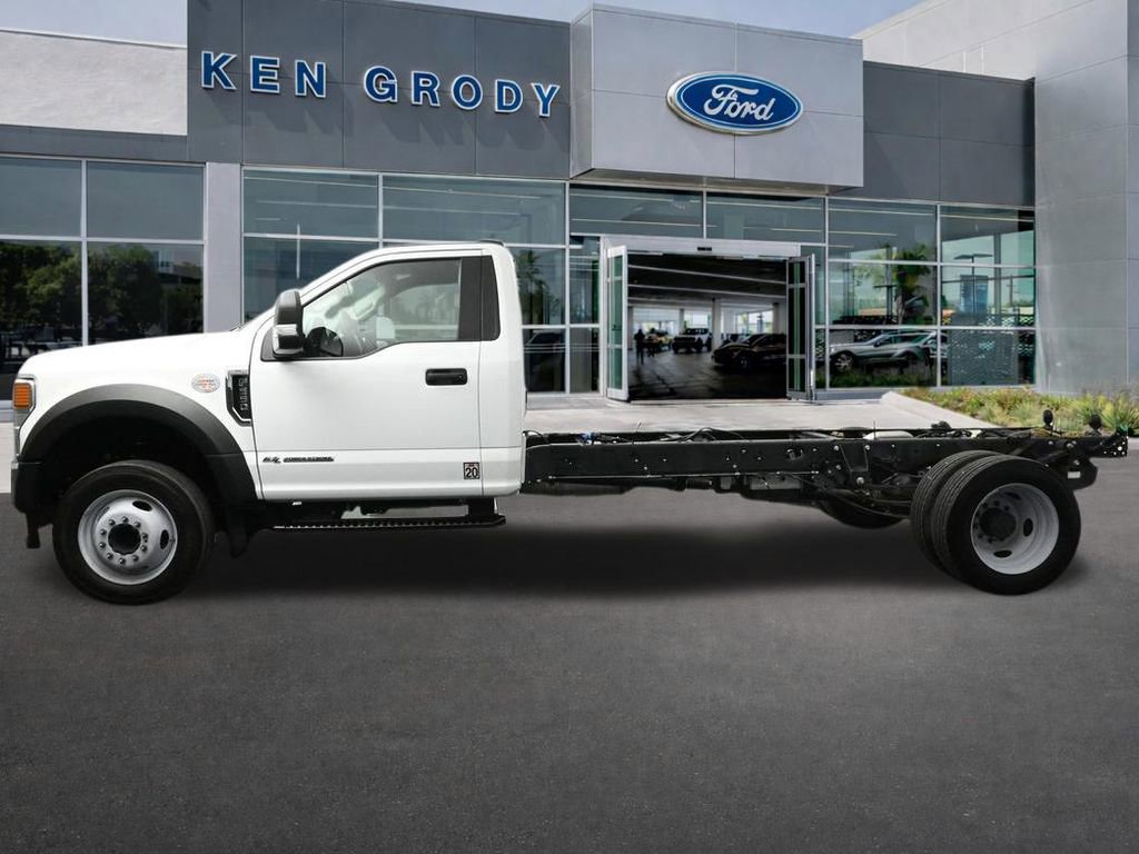 Certified 2020 Ford F550 2WD Regular Cab Super Duty image 8
