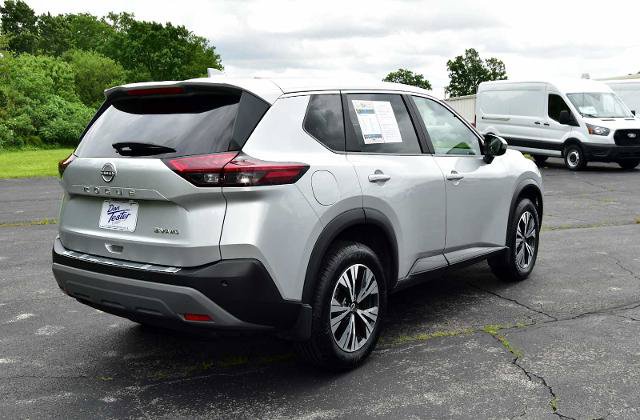 Used 2023 Nissan Rogue SV AWD/4WD image 34