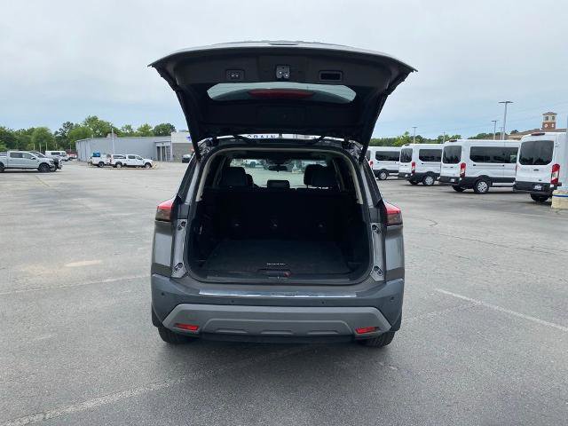Used 2023 Nissan Rogue SV w/ SV Premium B Package FWD image 9