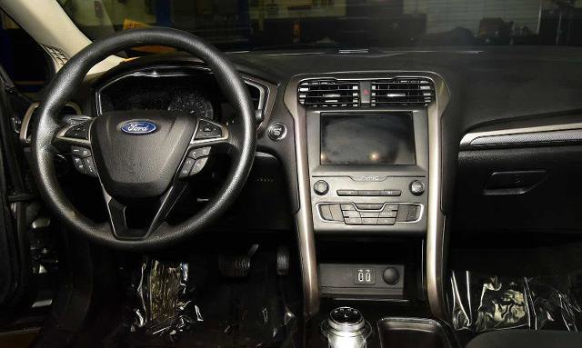 Certified 2020 Ford Fusion SE image 15