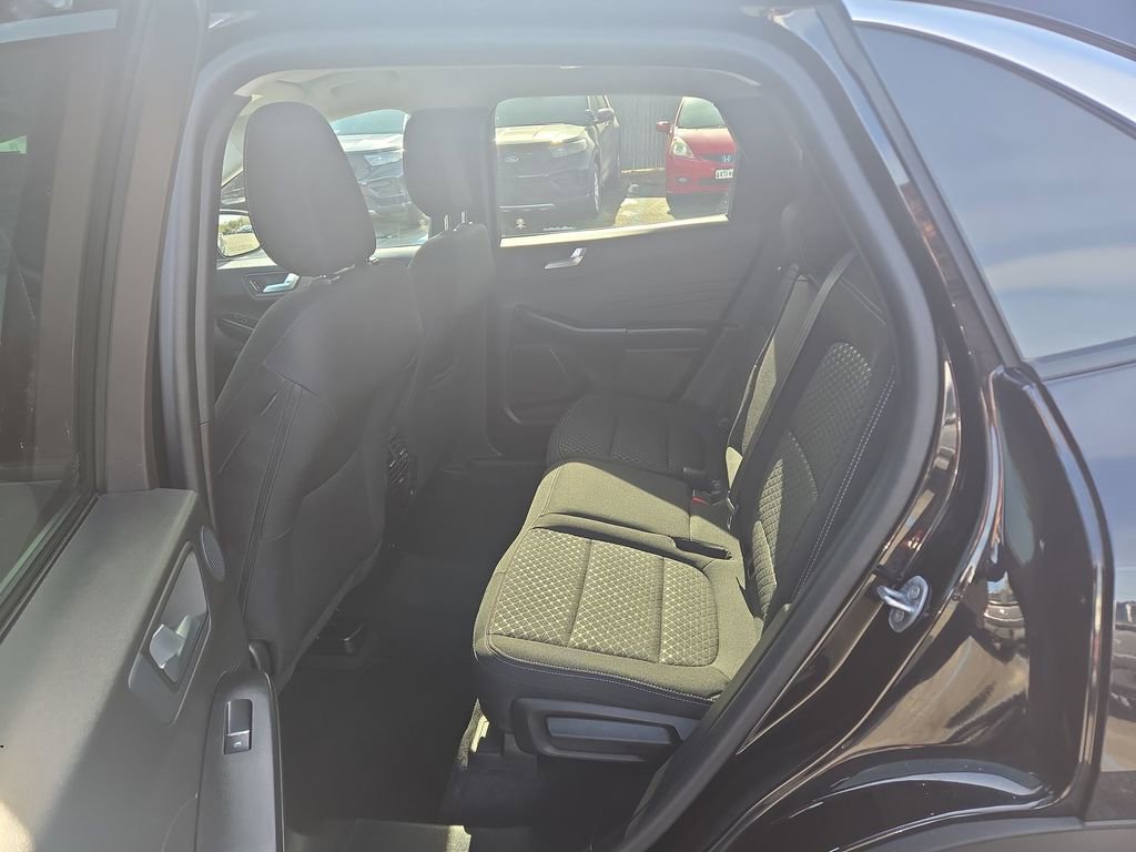 Certified 2023 Ford Escape Active w/ Tech Pack #2 AWD/4WD image 4