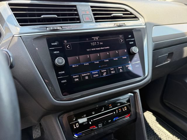 Used 2023 Volkswagen Tiguan SE FWD image 19