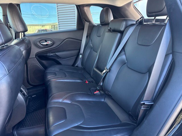 Used 2023 Jeep Cherokee Altitude Lux AWD/4WD image 40