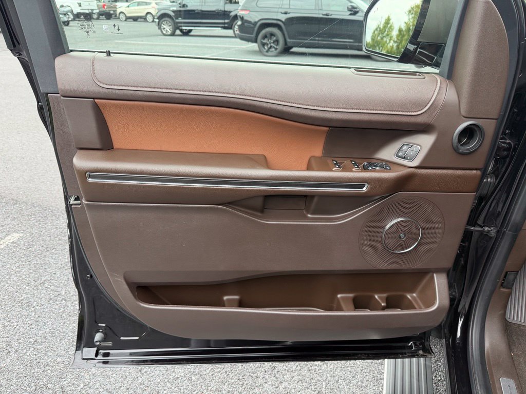 Certified 2024 Ford Expedition Max King Ranch AWD/4WD image 13