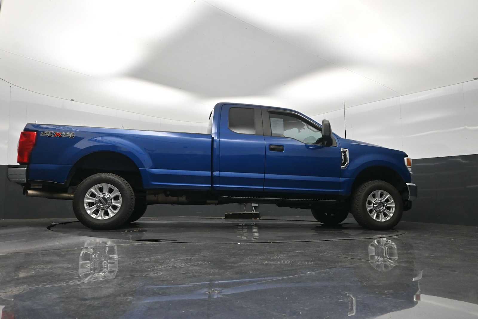 Certified 2022 Ford F250 XL w/ STX Appearance Package AWD/4WD image 53