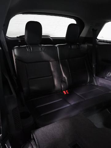 Certified 2022 Ford Explorer Limited w/ Equipment Group 301A AWD/4WD image 12