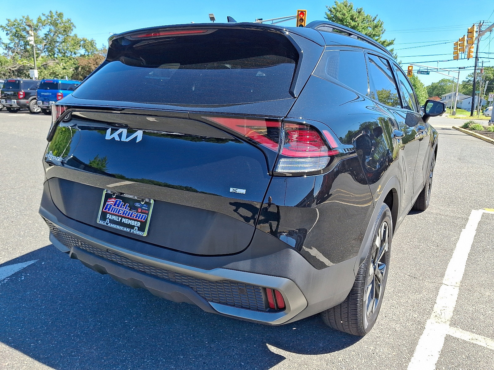 Used 2023 Kia Sportage X-Line w/ X-Line Premium Package image 4