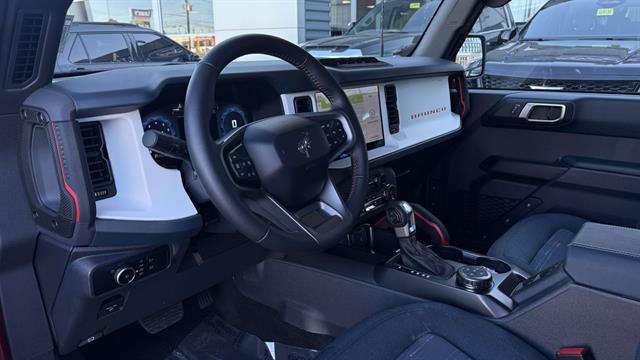 Certified 2026 Ford Bronco Heritage Edition AWD/4WD image 9