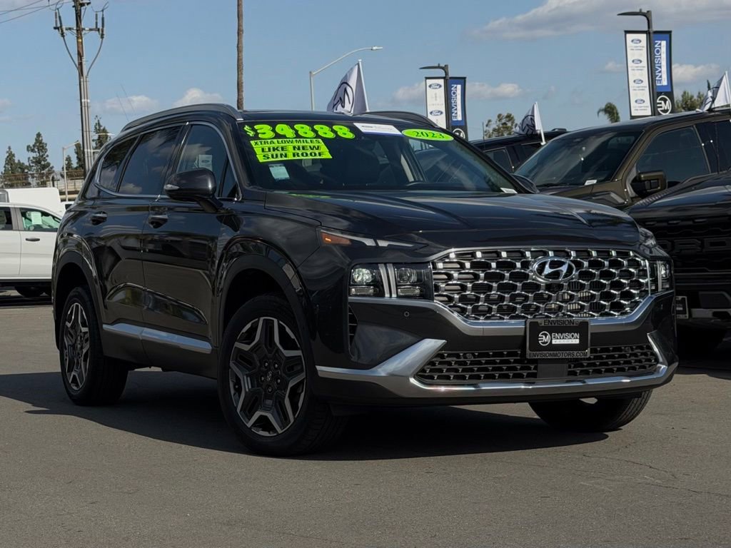 Used 2023 Hyundai Santa Fe Limited AWD/4WD image 2