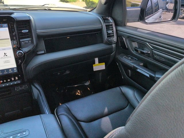 Used 2023 RAM 1500 Limited AWD/4WD image 17