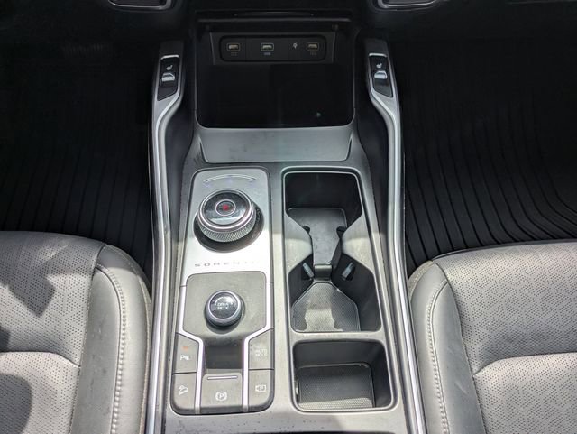 Used 2021 Kia Sorento EX FWD image 19