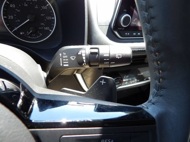 Used 2023 Nissan Rogue SV w/ SV Premium Package AWD/4WD image 20