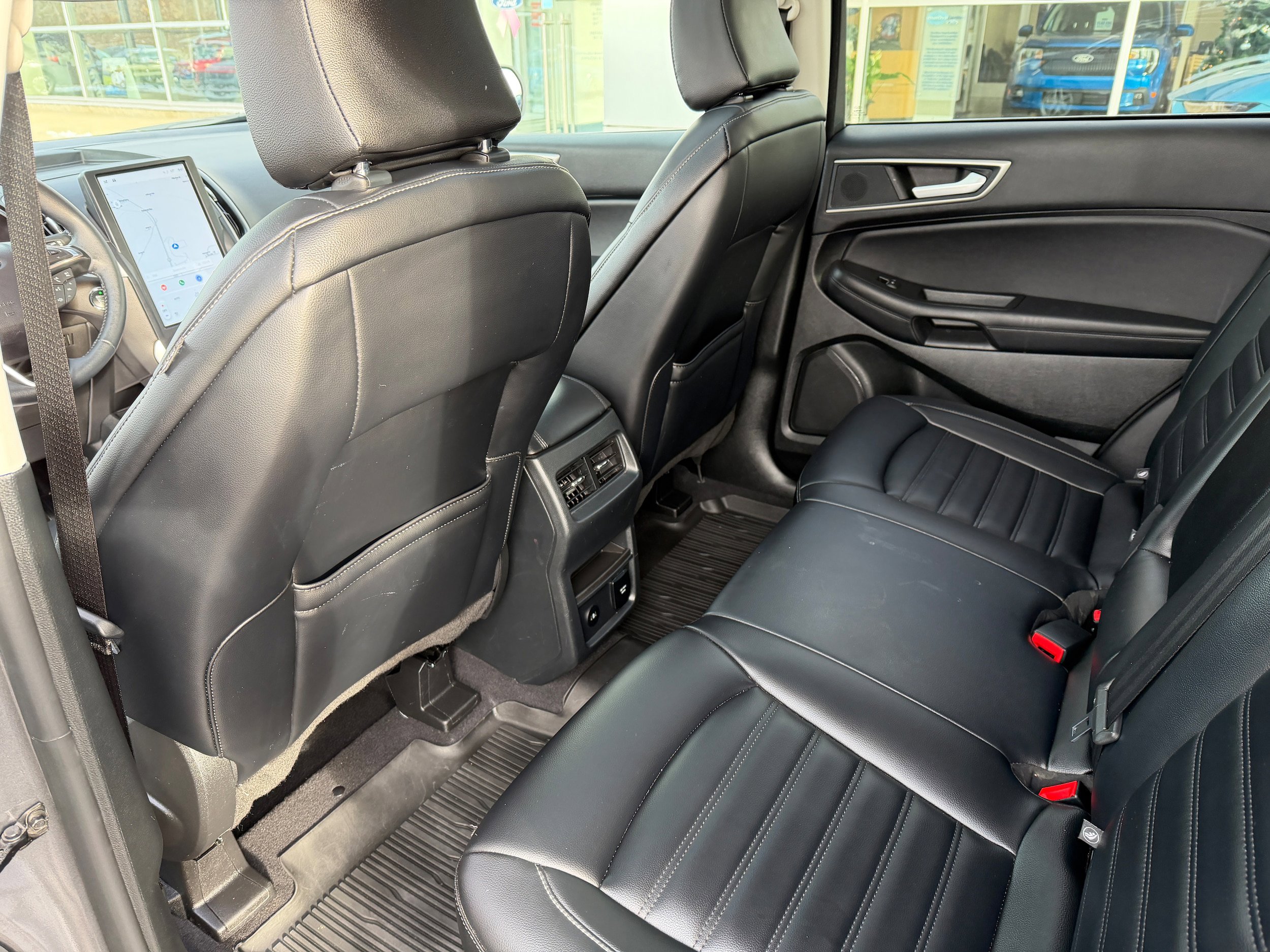 Certified 2024 Ford Edge SEL w/ Convenience Package AWD/4WD image 12