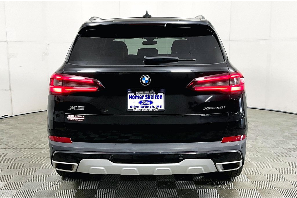 Used 2023 BMW X5 xDrive40i AWD/4WD image 4