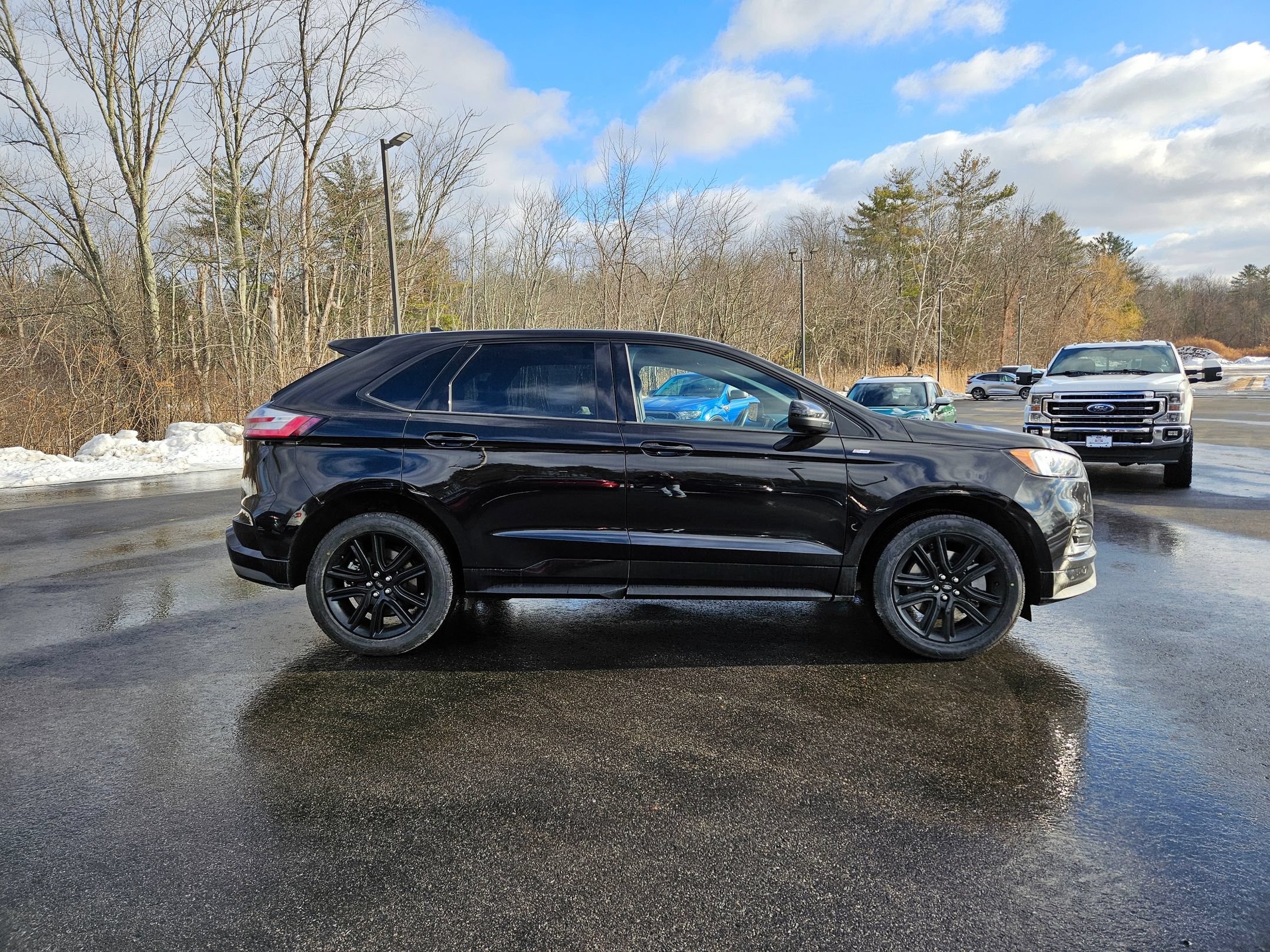 Certified 2024 Ford Edge ST-Line AWD/4WD image 2