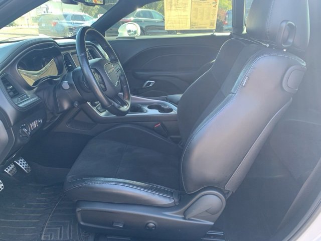 Used 2022 Dodge Challenger R/T w/ Plus Package image 15