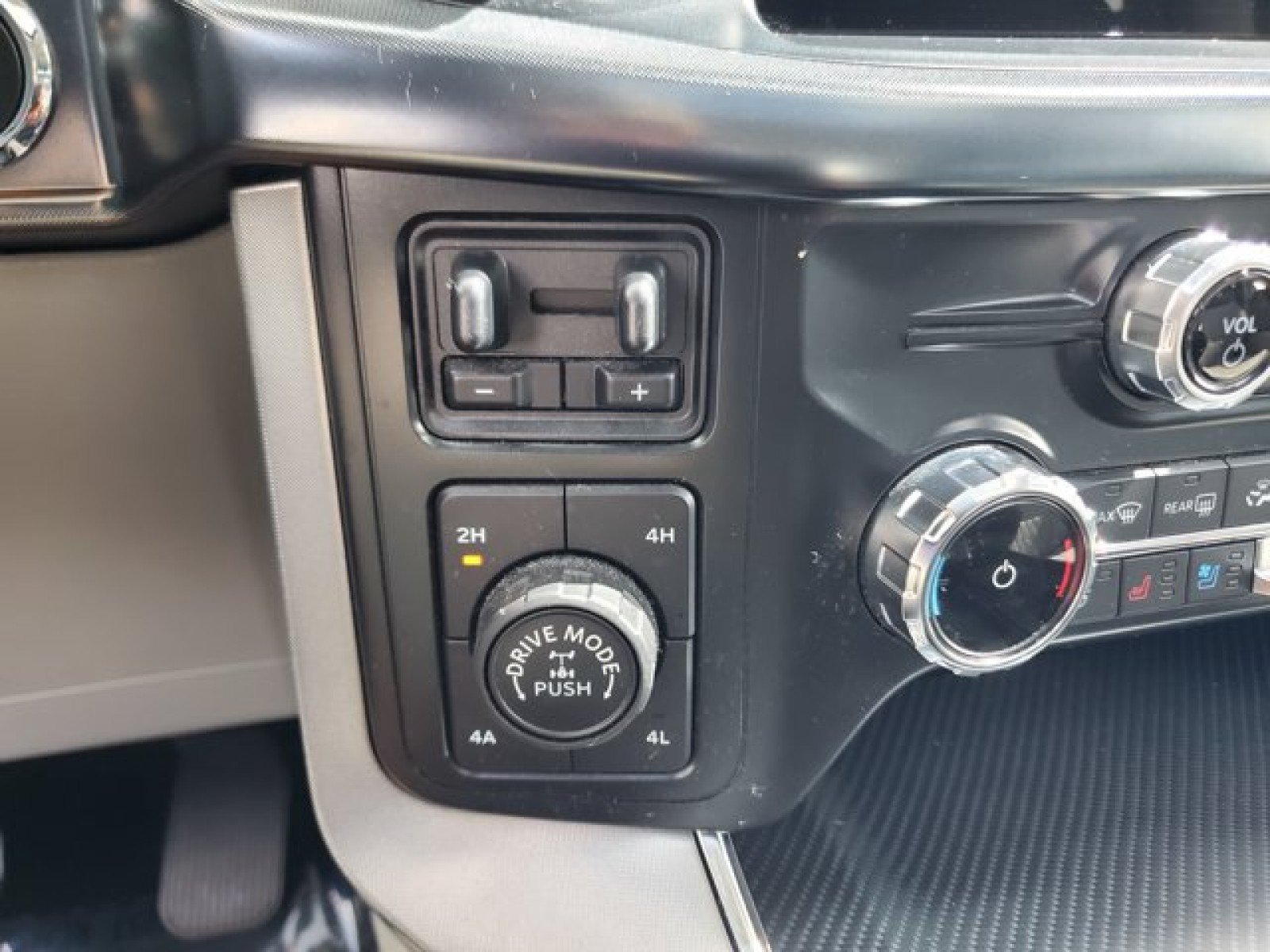 Certified 2022 Ford F150 Limited AWD/4WD image 26