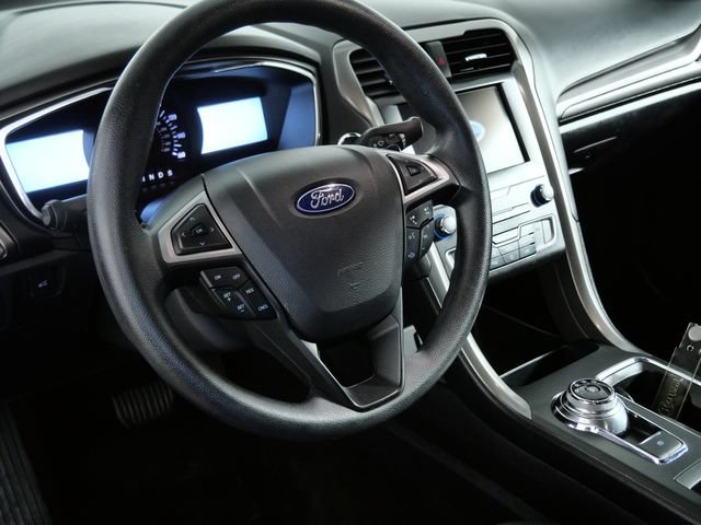 Certified 2020 Ford Fusion SE AWD/4WD image 19