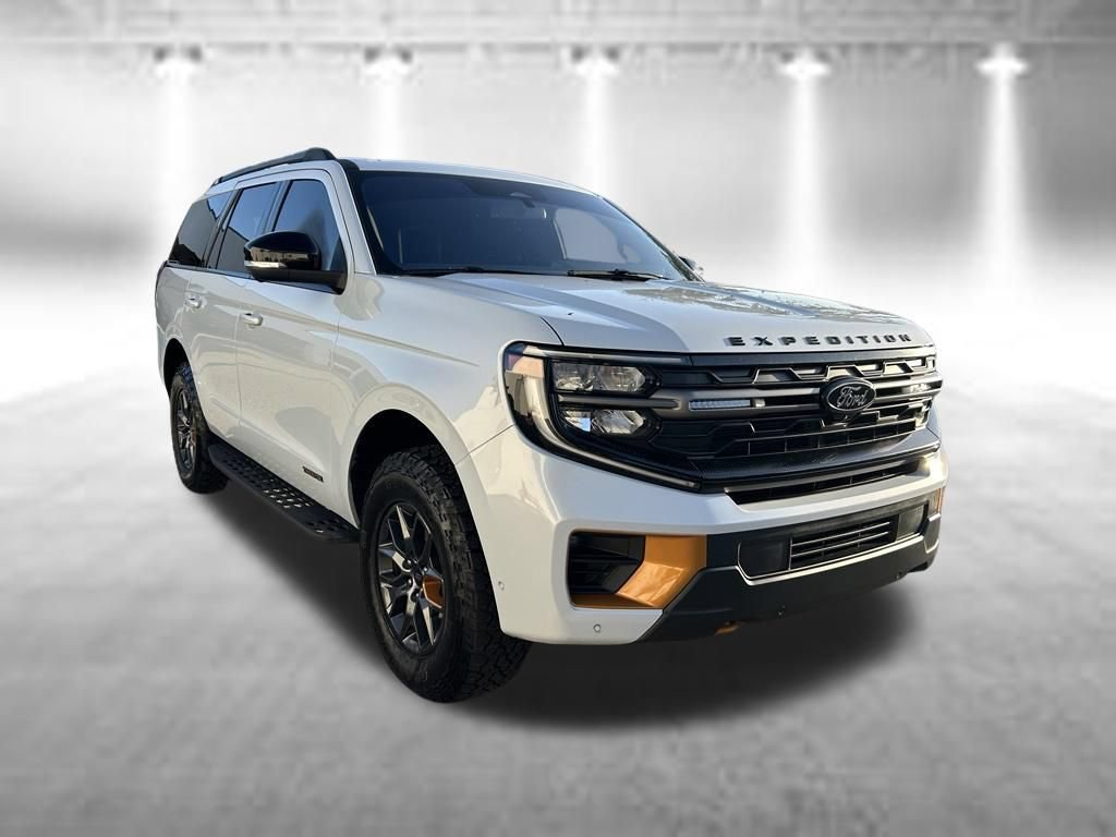 Certified 2025 Ford Expedition Tremor AWD/4WD image 2