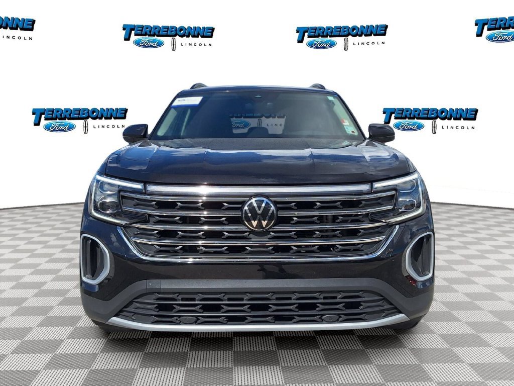 Used 2024 Volkswagen Atlas SE FWD image 2