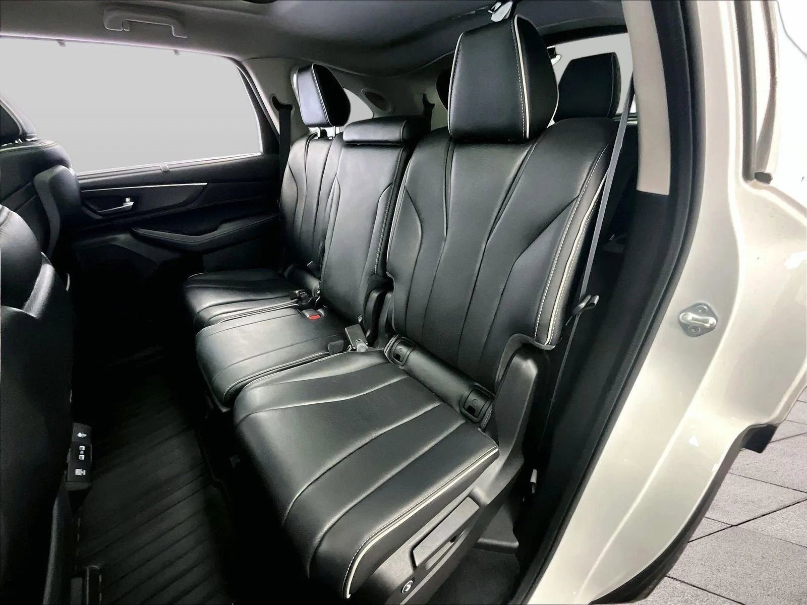 Used 2022 Acura MDX SH-AWD w/ Advance Package image 25