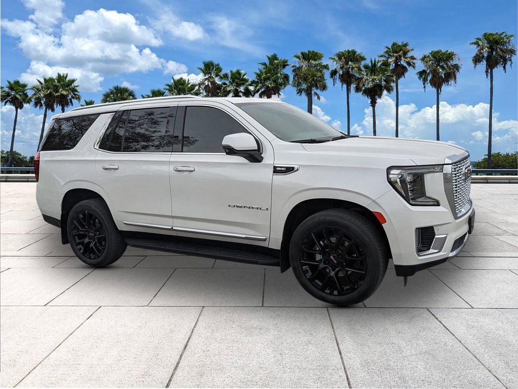 Used 2022 GMC Yukon Denali image 2