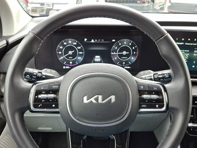 Used 2024 Kia Carnival SX image 19