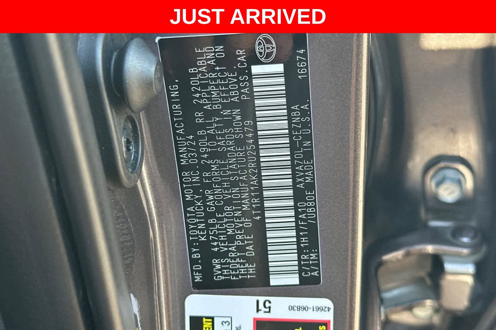 Used 2024 Toyota Camry LE w/ Convenience Package FWD image 28