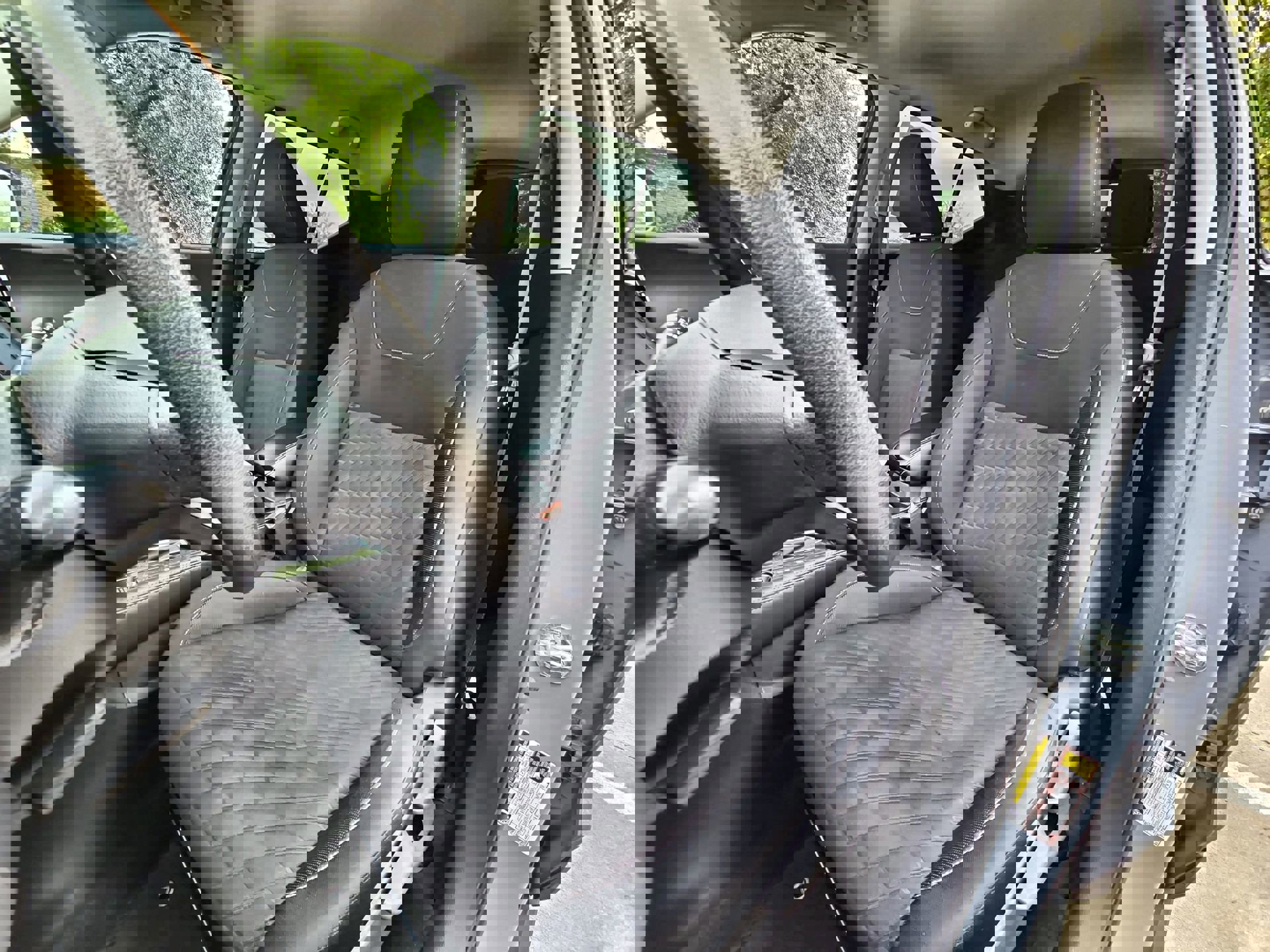 Used 2023 Nissan Kicks SV image 11