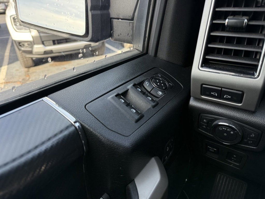 Certified 2018 Ford F150 Lariat image 12