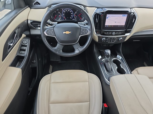 Used 2022 Chevrolet Traverse Premier FWD image 15