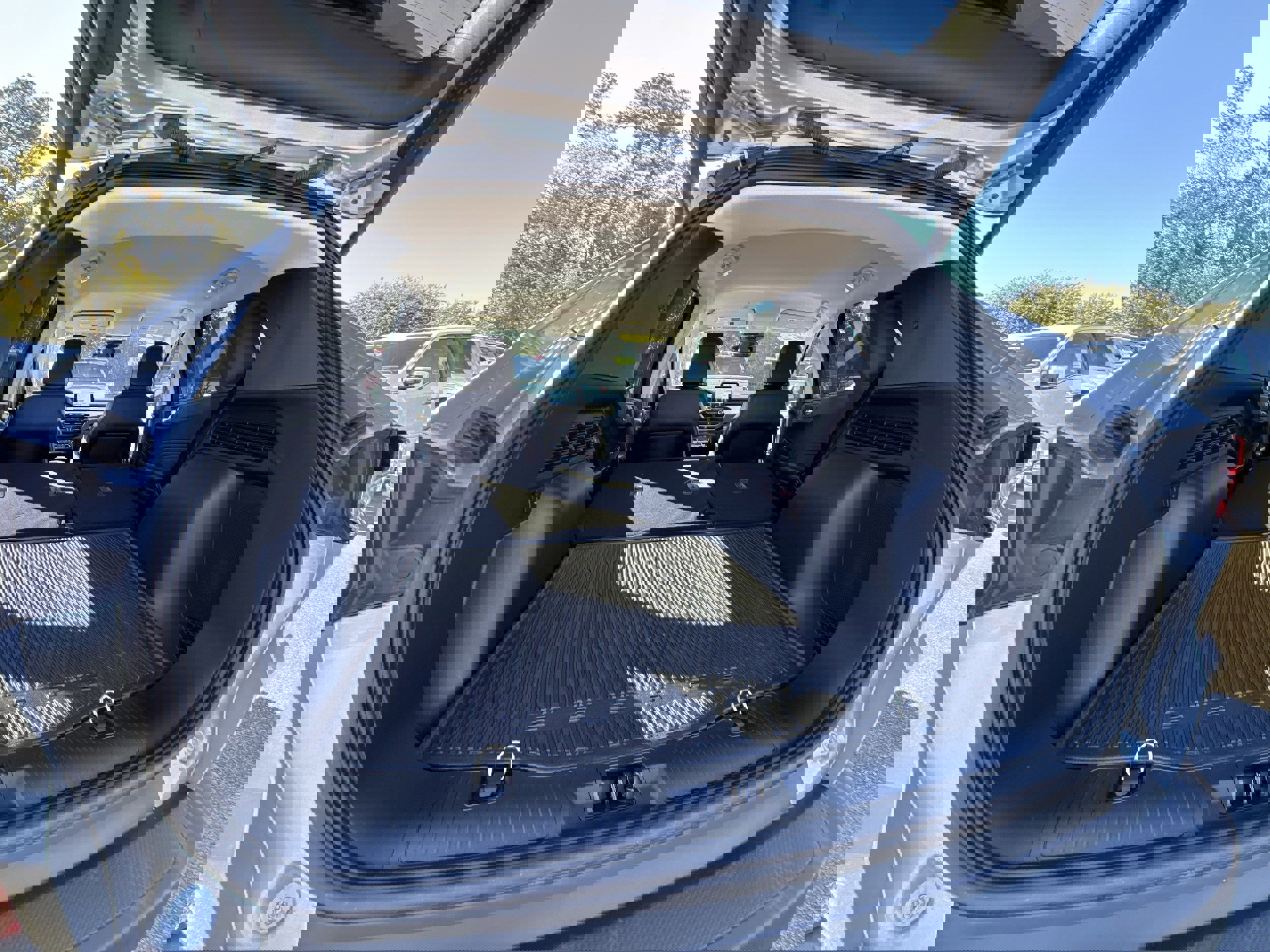 Certified 2022 Ford Escape Titanium w/ Titanium Elite Package image 29