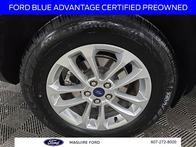 Certified 2022 Ford Escape SE w/ Cold Weather Package AWD/4WD image 17