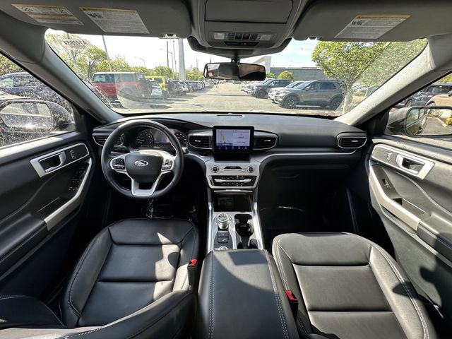 Certified 2023 Ford Explorer XLT w/ Equipment Group 202A image 17