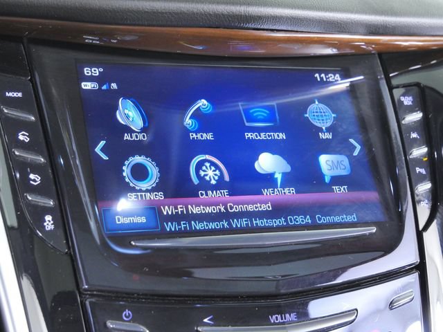 Used 2020 Cadillac Escalade Luxury w/ Escalade Sport Edition AWD/4WD image 30