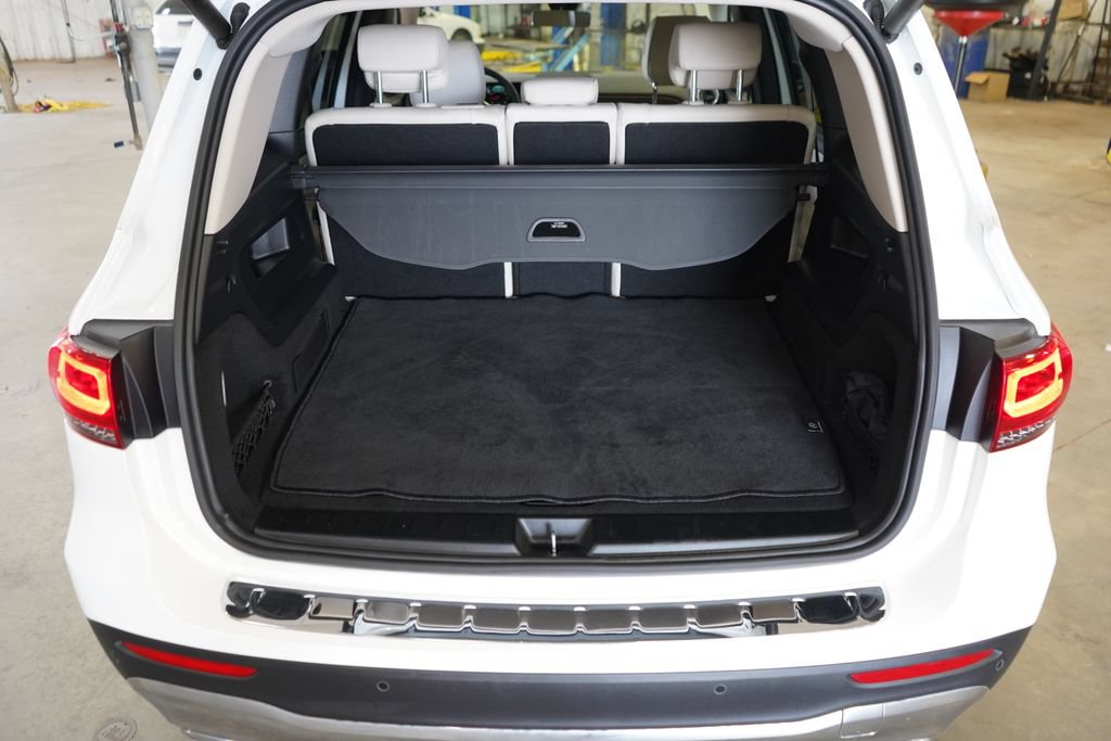 Used 2023 Mercedes-Benz GLB 250 4MATIC image 26