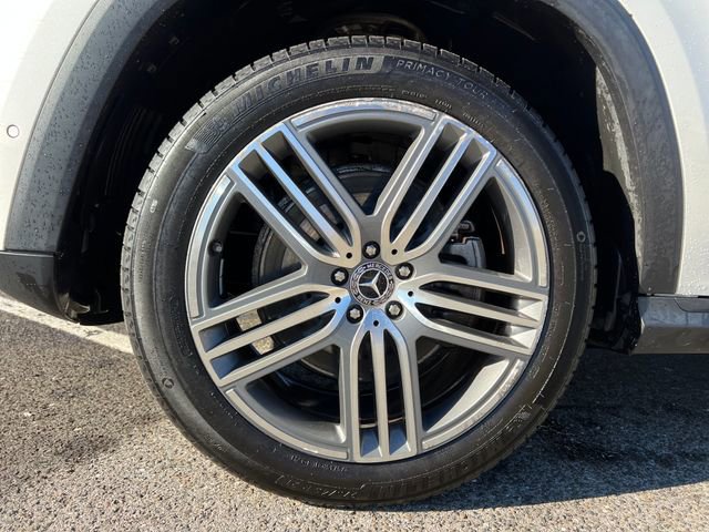 Used 2021 Mercedes-Benz GLS 450 4MATIC image 16