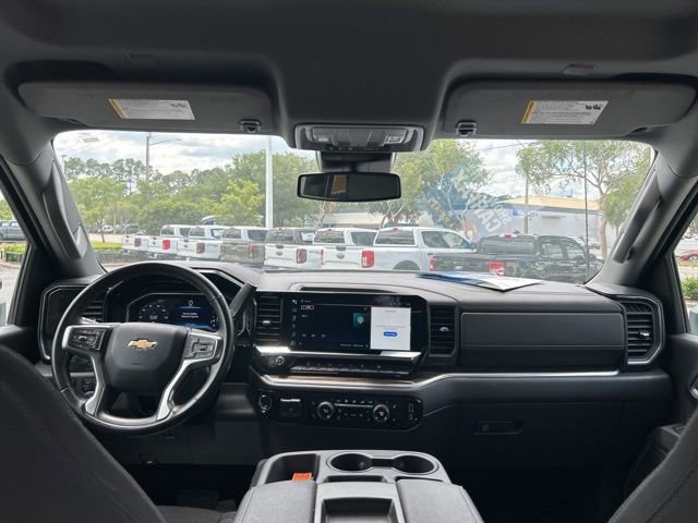 Used 2025 Chevrolet Silverado 2500 LT w/ Safety Package image 18